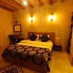 Cappadocia Tughan Stone House *