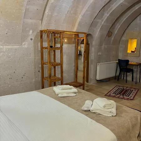 Cappadocia Tughan Stone House Отель Учисар