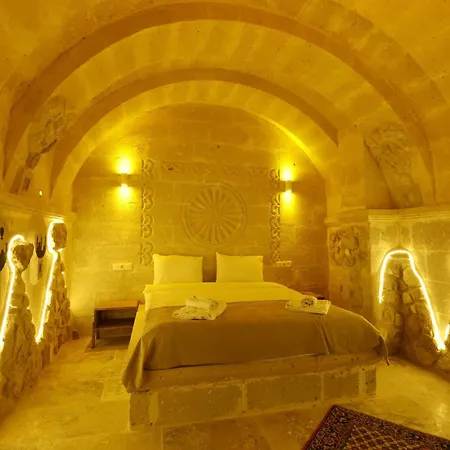 Cappdocia Tughan Cave 호텔 우치사르