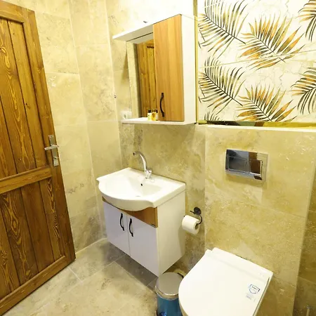 Cappadocia Tughan Stone House Отель *