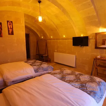 Cappadocia Tughan Stone House Отель Учисар