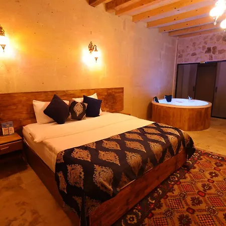 Cappdocia Tughan Cave Hotel *