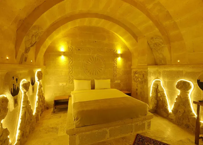 Cappdocia Tughan Cave Üchisar