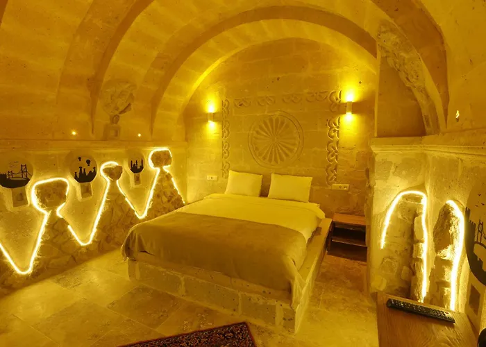 Cappdocia Tughan Cave * 우치사르