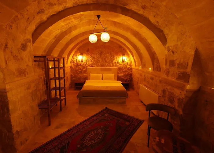 Cappdocia Tughan Cave * Üchisar