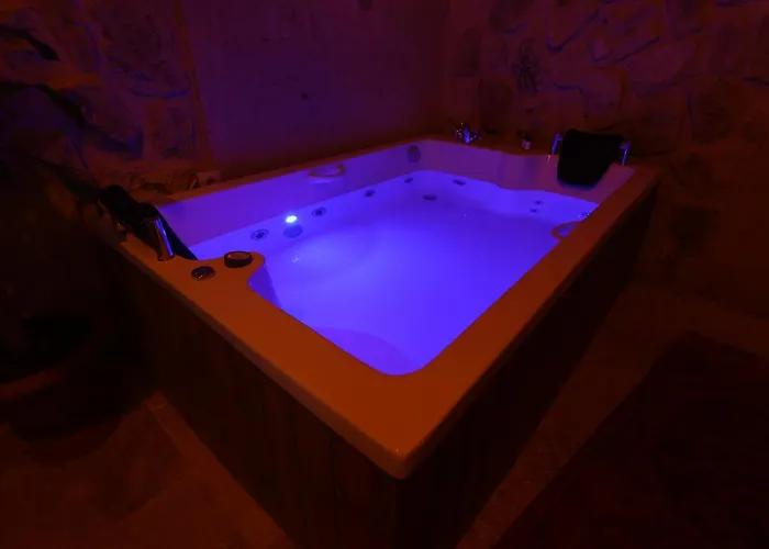 Cappdocia Tughan Cave 우치사르