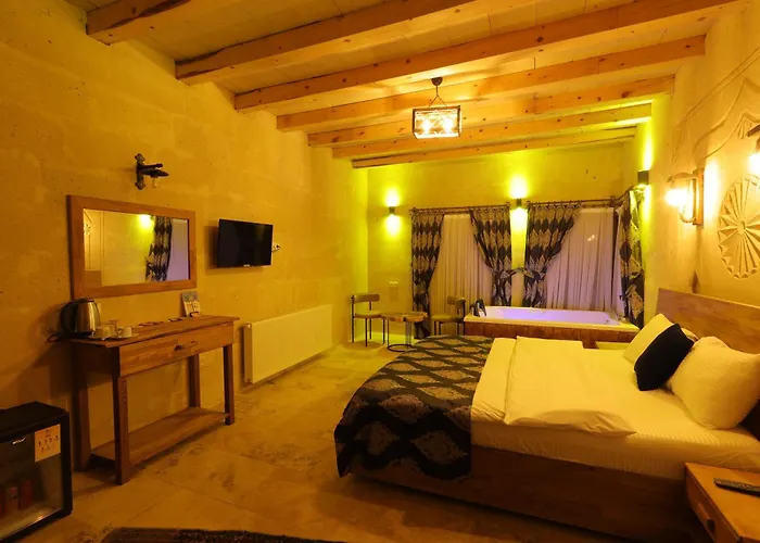 Cappdocia Tughan Cave 우치사르