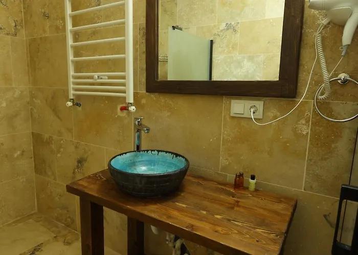 Cappdocia Tughan Cave 우치사르