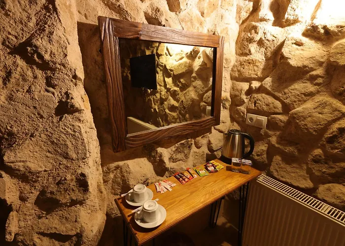 Cappdocia Tughan Cave Hotel *